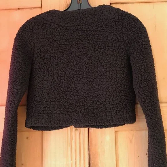 Viva Vena! black teddy crop jacket w/ buttons, size Small - Picture 4 of 4